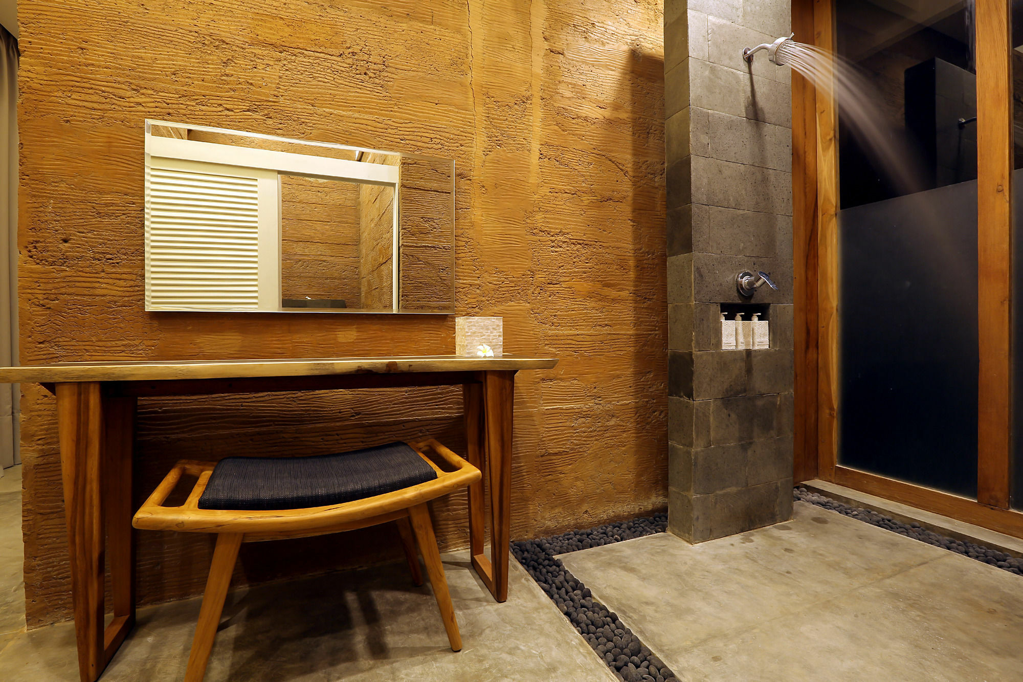 Hotel Seven Havens